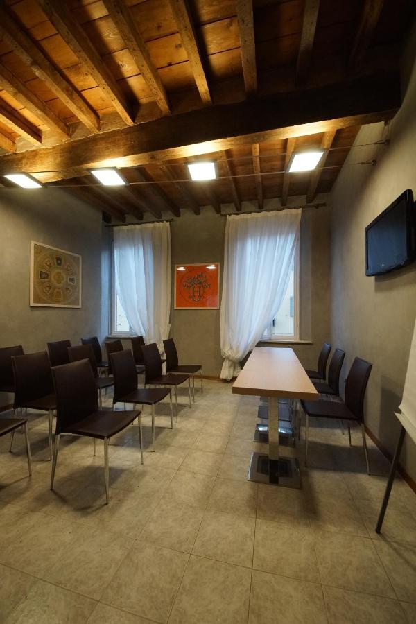 Albergo Morandi Reggio nell'Emilia Buitenkant foto