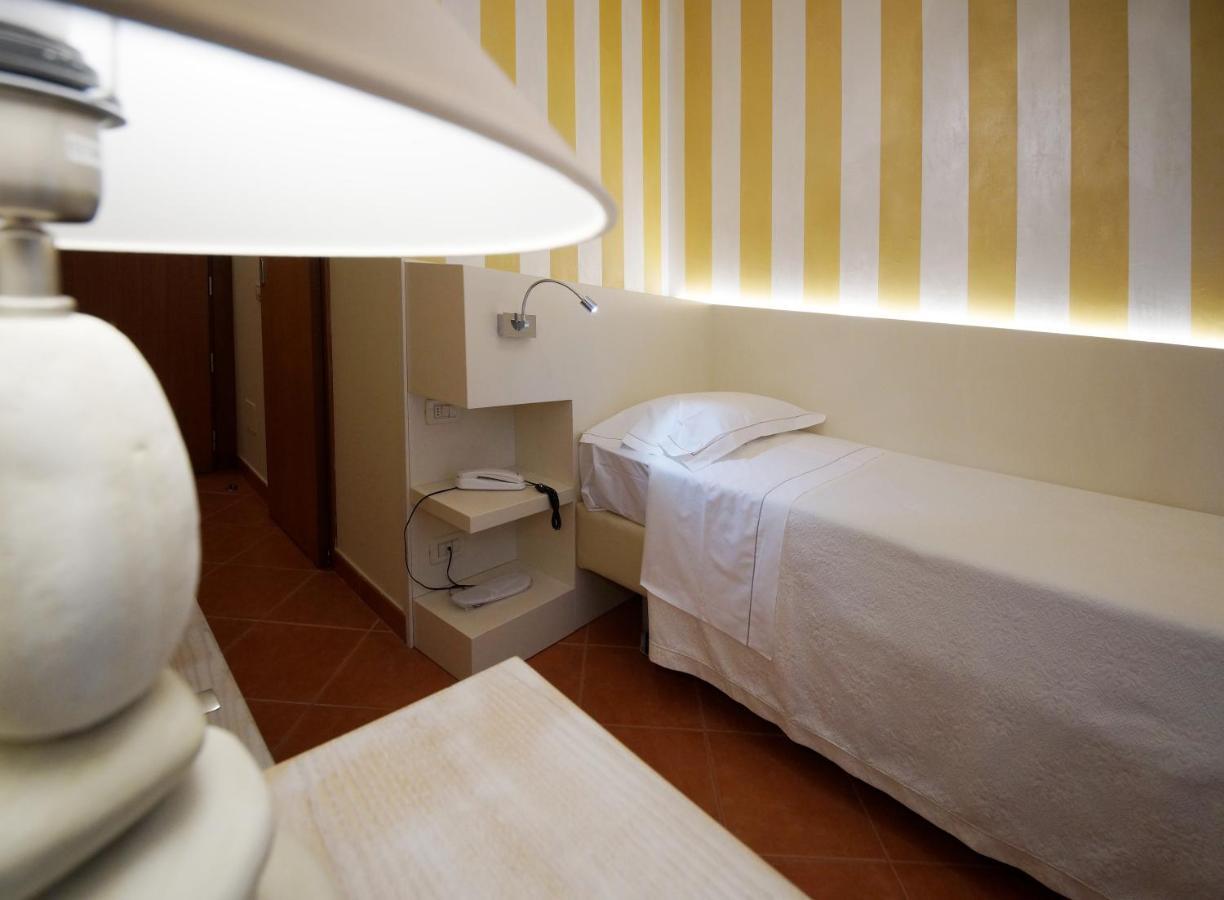 Albergo Morandi Reggio nell'Emilia Buitenkant foto